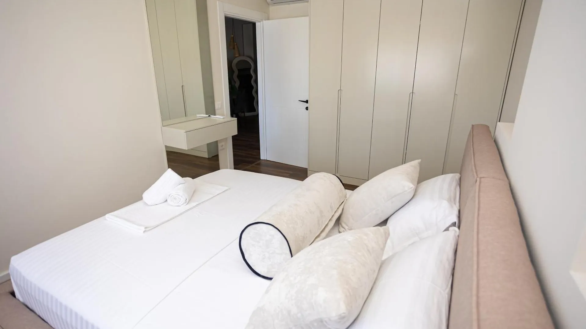 Iunn Apartment 2 Vlore